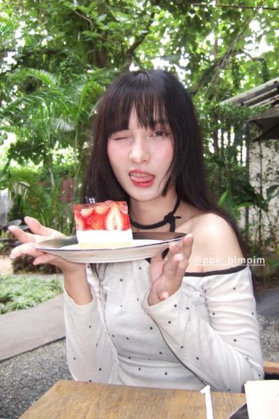 ppkkimxx น้องพิม OnlyFans มุมนี้สวยมาก